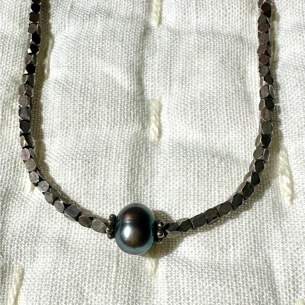 Elegant Black Pearl Necklace 16”